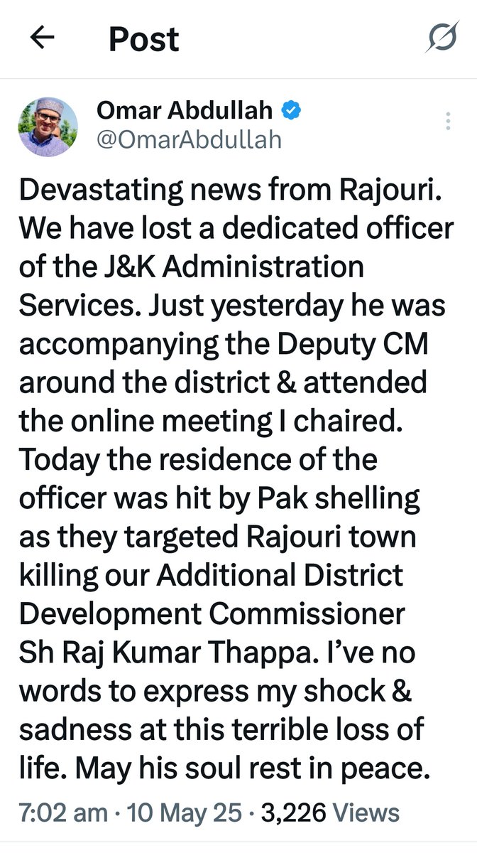 Madhurendra13's tweet photo. राजौरी से दुखद खबर।

J&amp;K प्रशासन सेवा के समर्पित अधिकारी, ADDC श्री राज कुमार थप्पा पाकिस्तानी गोलाबारी में शहीद।
आज उनका आवास पाक गोलाबारी की चपेट में आ गया था।
RIP 🙏
#PakistanIndianWar https://t.co/W1CB81MwMH