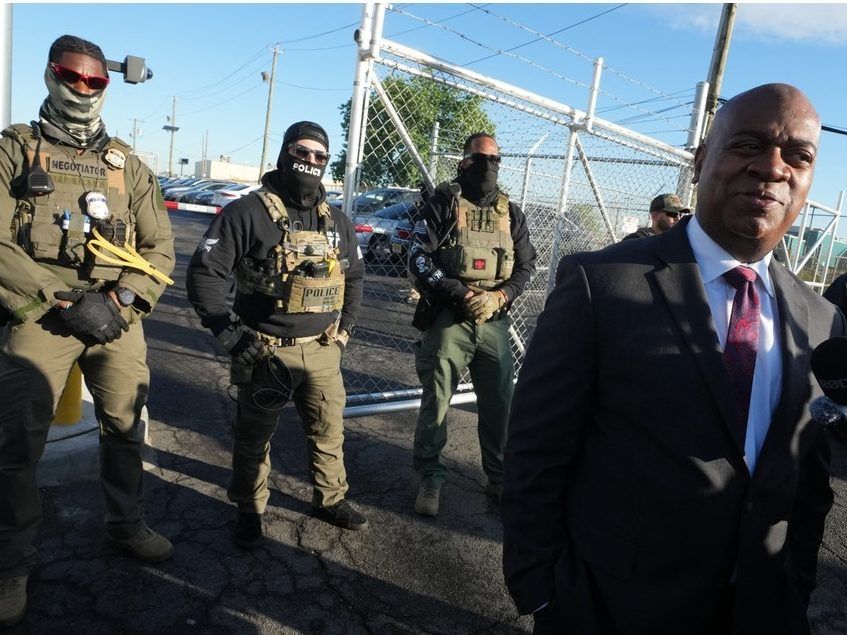 Toronto Sun tweet media