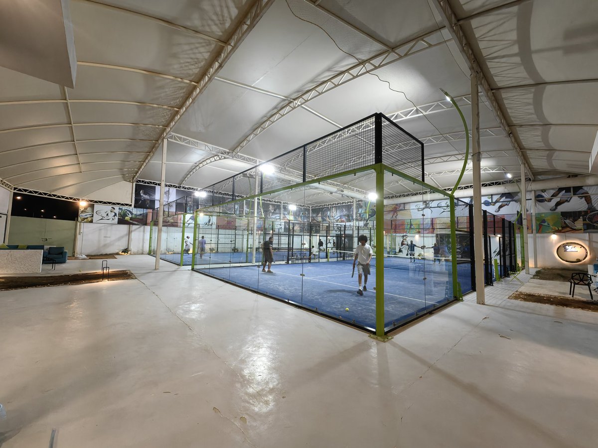 halfpadel's tweet image. هاف بادل بالرياض حي العارض ملاعب مغلقة ومكييفة نقدم مظارب احترافية وكور ذات جوده عالية مجانا واسعار تنافسية 0551000821 #اعلانك_هناا_ترند1__ΘちΘ3Θ46347