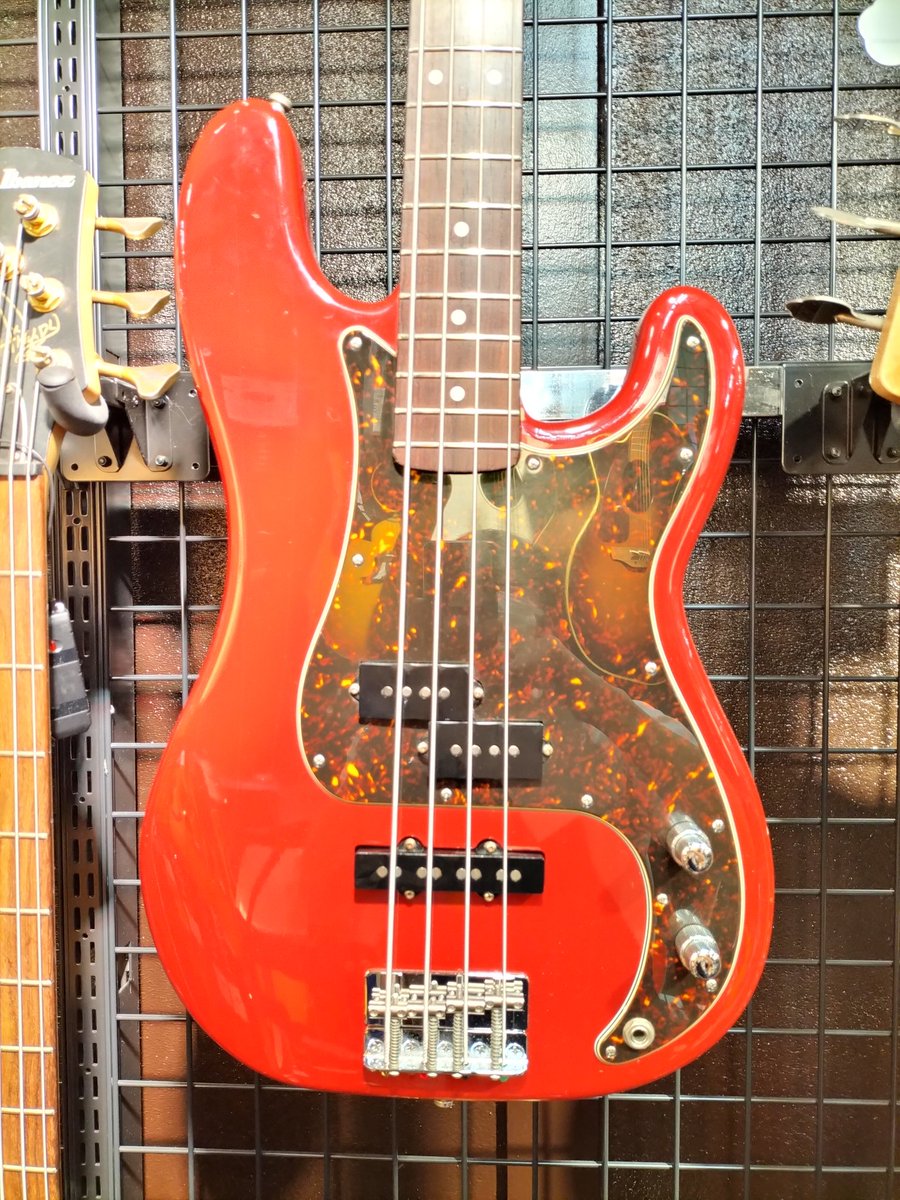 hardoffkoza0911's tweet photo. お写真商品以外にも続々と良いギターやベースが入荷しております😊人気モデルや玄人好みの逸品まで、是非ハードオフ高座渋谷店へ遊びにいらしてください✨️
＃momose　＃mtl2stdMoJonjbbdrelic　＃epiphon　＃lespaulcustom　＃sonic　＃spjmodel https://t.co/rnt2skVWUy