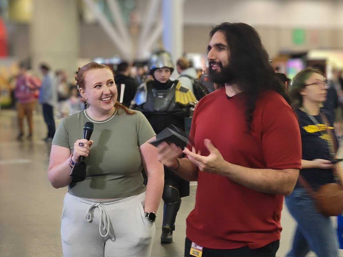 Drawing parallels between Arthus and Luke Skywalker with <a href="/EsfandTV/">Esfand - Metal Gear Solid ⚠️@ 6PM CST on Tue 8/26</a> at #PAXEast! 

Just sayin, Luke &amp; Arthus BOTH didn't wanna follow in their fathers footsteps 😂 

Thanks for having me on the con-floor game show! <a href="/Warcraft/">World of Warcraft</a>