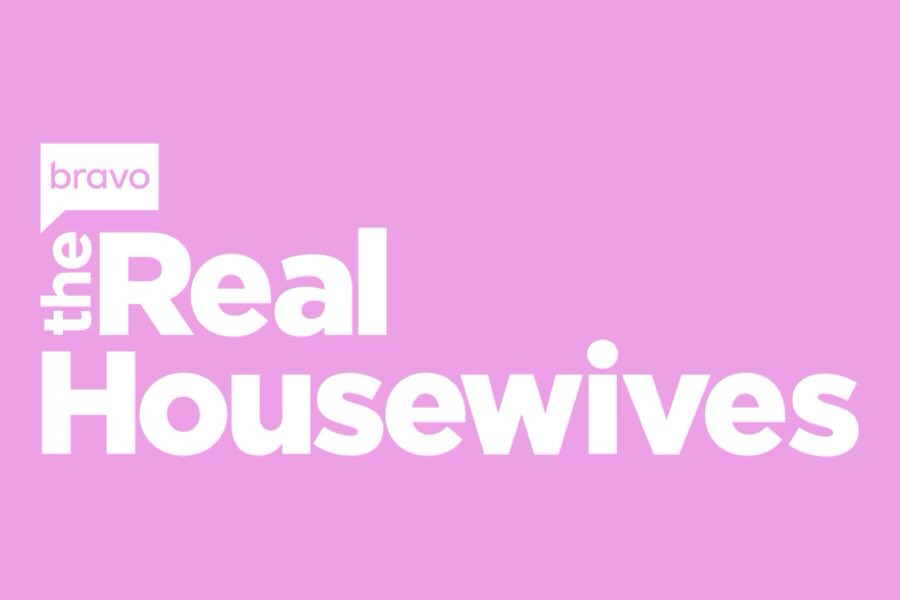 JaysRealityBlog's tweet image. #AndyCohen dishes on The #RealHousewivesOfRhodeIsland, VIA PageSix: 

“The cast is incredible. They are very Italian. Rhode Island is such a small state, and they all kind of know each other and overlap, and it’s an incredible group of women who have really interesting