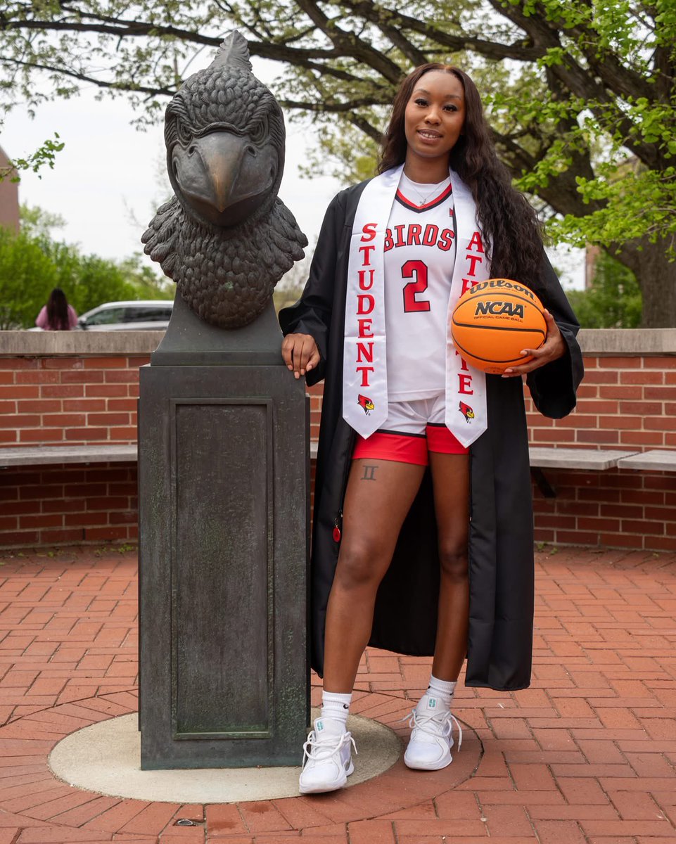 Naciska Gilmore tweet media