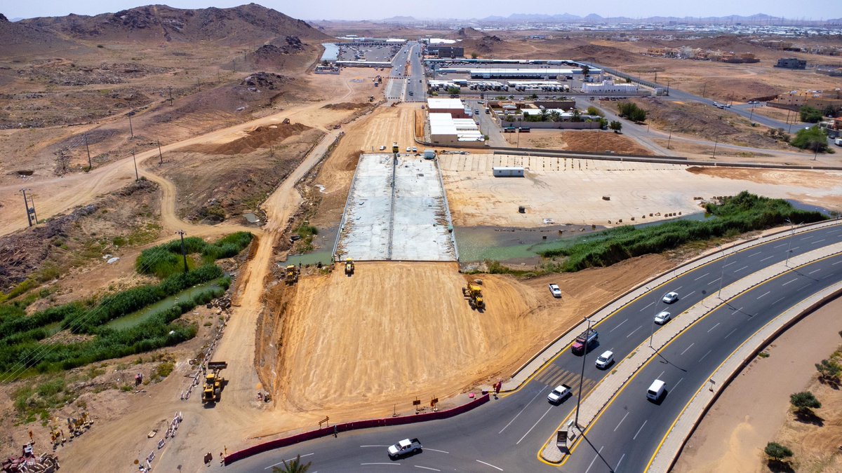 Amanat_Hail's tweet photo. 🏗️ | أعمال ومشاريع

أعمال كوبري الحراج ما توقف 🚜

نعمل على تحقيق الجودة والكفاءة من أجل ⬇️
✅ حياة أسهل 
✅ طرق أسرع 

📸 | #حائل_الأجمل⁩ 
⁧#أمانة_منطقة_حائل https://t.co/THp41wuILV