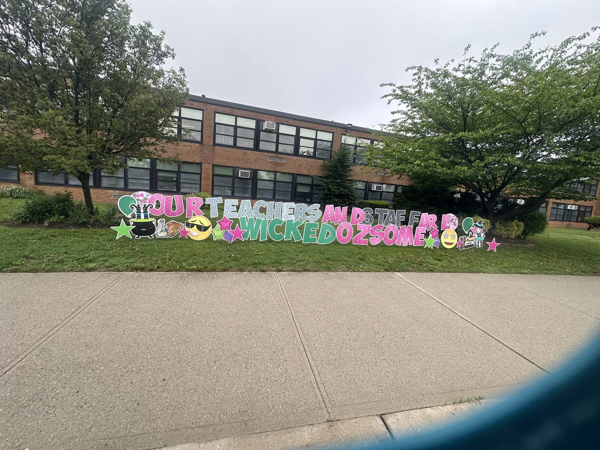 Dominique Siebert tweet media