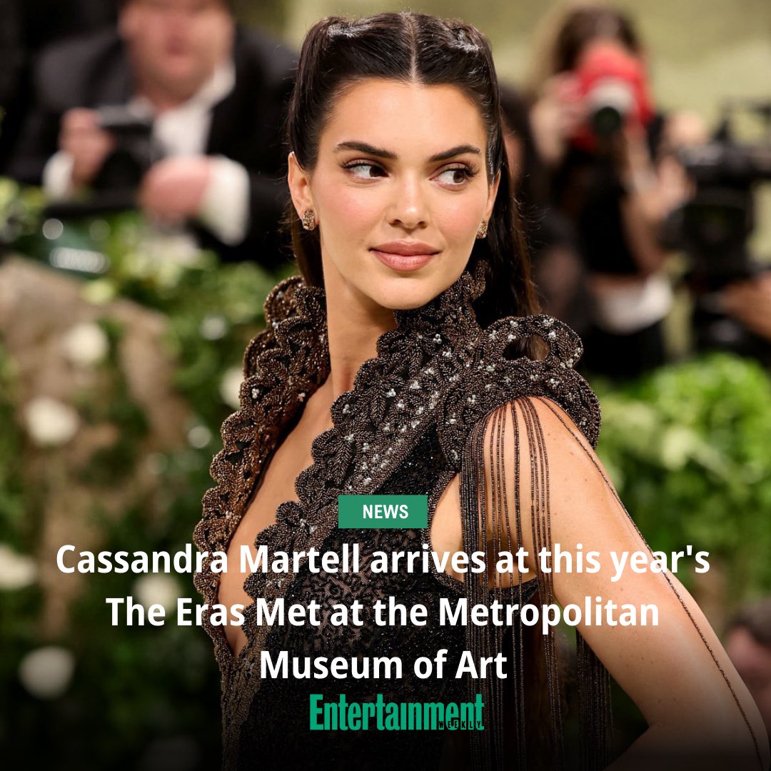 EWUpdatesRP's tweet image. ˓ 🗞️ ˒ 𝗘𝗇t𝗲𝙧t𝖺𝗂𝗇𝗺𝗲𝗇t 𝘞𝗲𝗲𝙠𝗹𝘆 ᴿᴾ
+ content in #EWUpdatesRP
𝗘͟𝘅͟𝗰͟𝗹͟𝘂͟𝘀͟𝗶͟𝘃͟𝗲͟ • Review • Interviews • More

New 𝙐𝙥𝙙𝙖𝙩𝙚!: 𝗖𝗮𝘀𝘀𝗮𝗻𝗱𝗿𝗮 𝗠𝗮𝗿𝘁𝗲𝗹𝗹 (@herfirewings) arrives at this year's @TheErasMetRP at the Metropolitan Museum of Art.