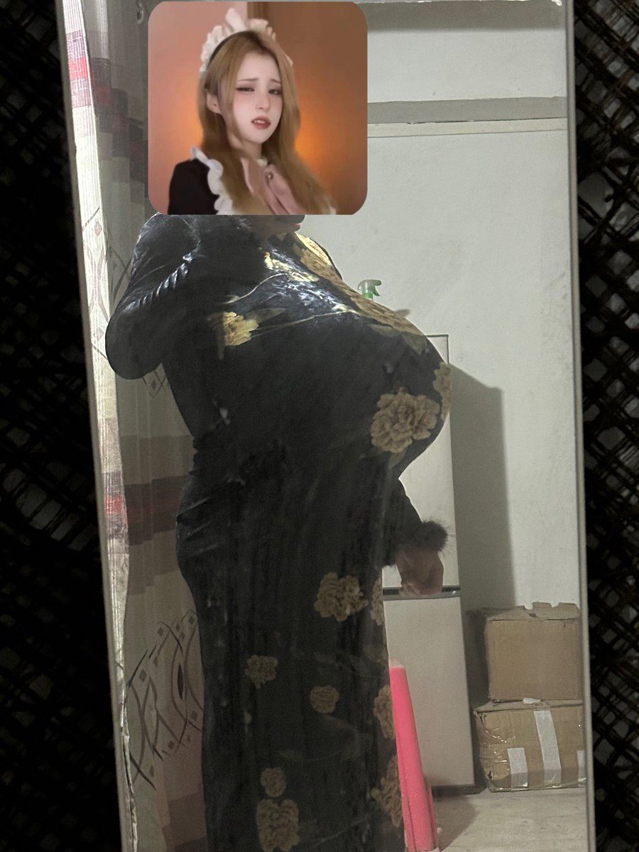 更新一波超巨乳大奶子🤭，你们觉得哪套好看呢？？