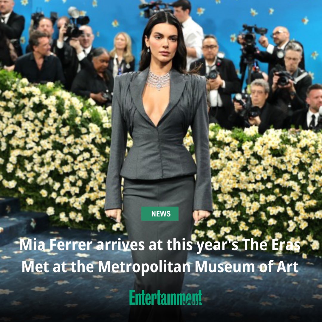 EWUpdatesRP's tweet image. ˓ 🗞️ ˒ 𝗘𝗇t𝗲𝙧t𝖺𝗂𝗇𝗺𝗲𝗇t 𝘞𝗲𝗲𝙠𝗹𝘆 ᴿᴾ
+ content in #EWUpdatesRP
𝗘͟𝘅͟𝗰͟𝗹͟𝘂͟𝘀͟𝗶͟𝘃͟𝗲͟ • Review • Interviews • More

New 𝙐𝙥𝙙𝙖𝙩𝙚!: 𝗠𝗶𝗮 𝗙𝗲𝗿𝗿𝗲𝗿 (@caoticdoll) arrives at this year's @TheErasMetRP at the Metropolitan Museum of Art.