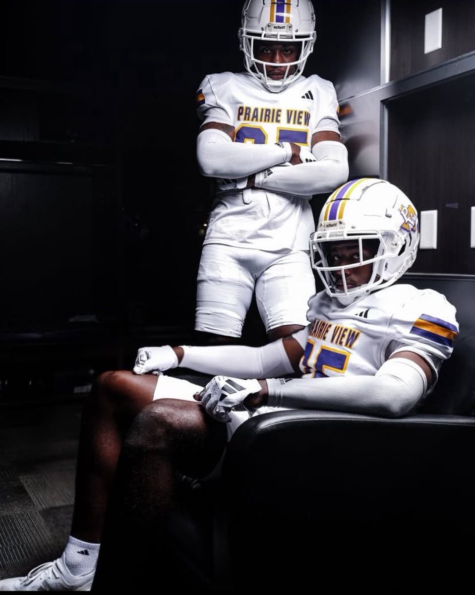brandon hightower (@o7brandonn) on Twitter photo #AGTG I'm blessed to receive an offer from Prairie View A&M University
<a href="/CoachJayWalker/">Jay Walker</a> <a href="/pvamufb_/">Prairie View A&M Football</a>
<a href="/SOCGoldenBearFB/">SOC Football</a> <a href="/coach_traylor/">Coach Traylor</a>
<a href="/oakcliffboi/">Marcus McGrew</a> <a href="/Coach__Buck/">Coach Buck</a> <a href="/twftraining/">Brandon Tucker / Trenchwarfare</a> #AGTG I'm blessed to receive an offer from Prairie View A&M University
<a href="/CoachJayWalker/">Jay Walker</a> <a href="/pvamufb_/">Prairie View A&M Football</a>
<a href="/SOCGoldenBearFB/">SOC Football</a> <a href="/coach_traylor/">Coach Traylor</a>
<a href="/oakcliffboi/">Marcus McGrew</a> <a href="/Coach__Buck/">Coach Buck</a> <a href="/twftraining/">Brandon Tucker / Trenchwarfare</a>