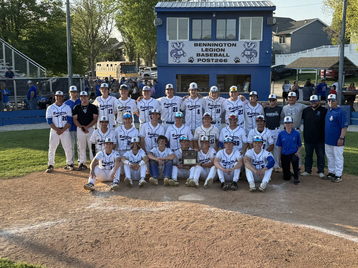 Badgers win 7-3 and advance to the Class B State Tournament. Utterback and Lichty held Wahoo to 7 hits and tallied 7 Ks. Smith led the team with 3 hits. Schuman and Boever each had 2 hits. Spencer cracked the game open in the bottom of the 6th with a 3 run home run. Go Badgers!