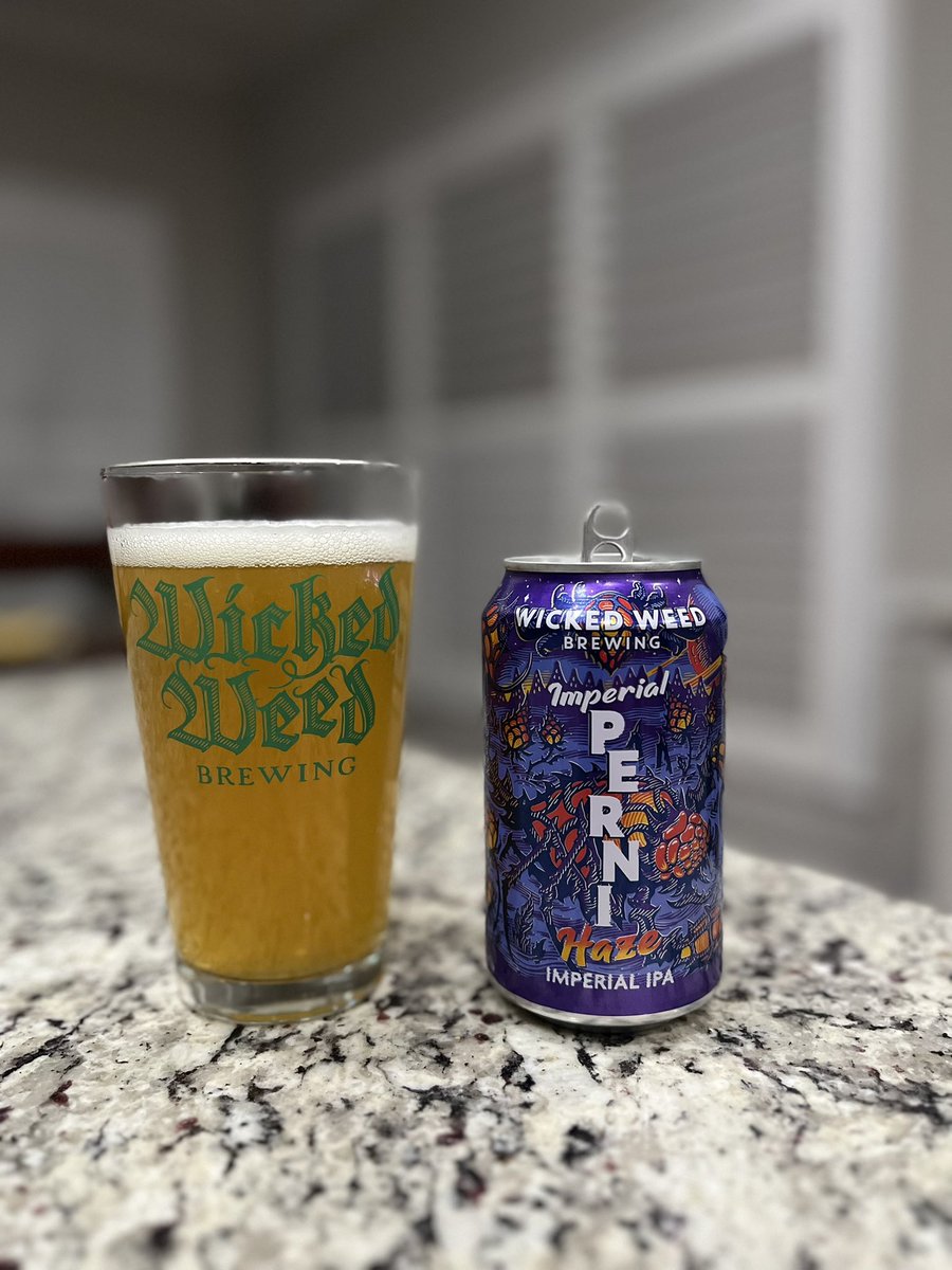 ThisIsFuggs's tweet photo. 9.1 #Imperial #IPA A staple in the beer capital that is #NorthCarolina #WickedWeedBrewing Brewers of #Pernicious #PerniHaze and this banger #BuzzedTwitter https://t.co/YNRPBBzCn0