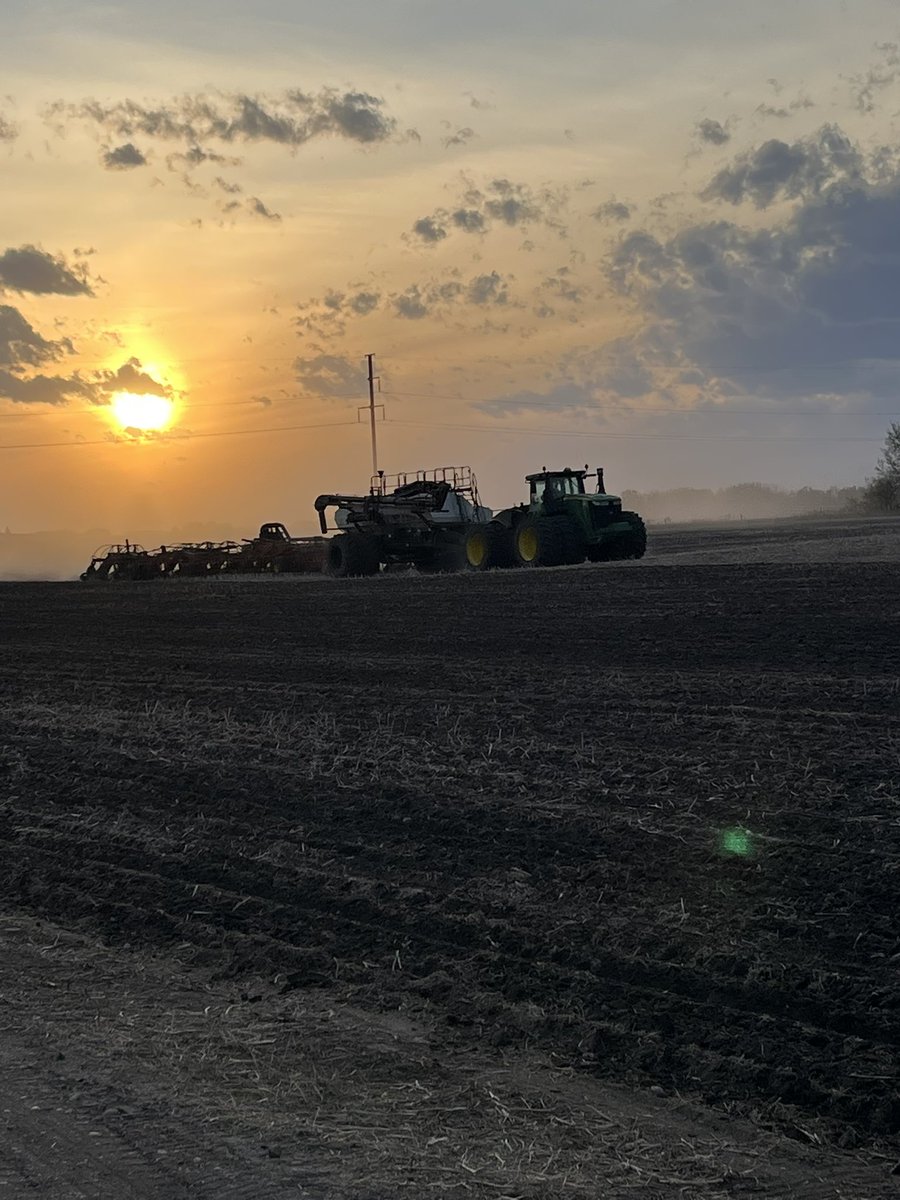 Wheat is done for 2025. On to canola tomorrow. #plant25
