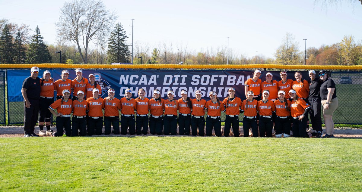 2025 Season ✔️

An unforgettable season and we could not be prouder of what this team has accomplished!! Thank you to our seniors and we wish you the best of luck as you continue your future!! 

#GOILERS