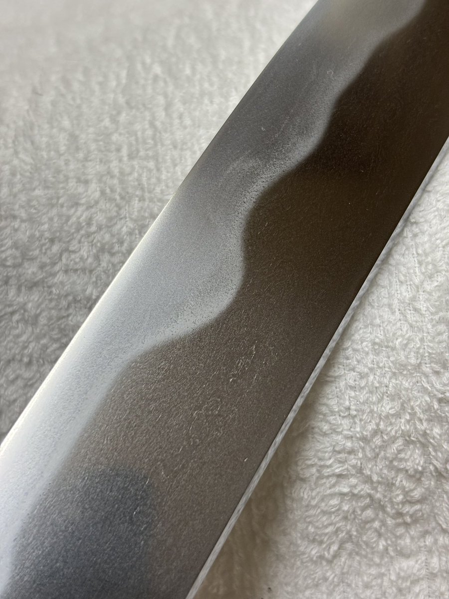 刀鍛冶が製作したナイフ。ブレード手元に[晶］の鍛造文字がサインとしてあり。 楽天市場】手打ち 青紙スーパー 剣鉈 90mm 両刃 鍛造 手打ち