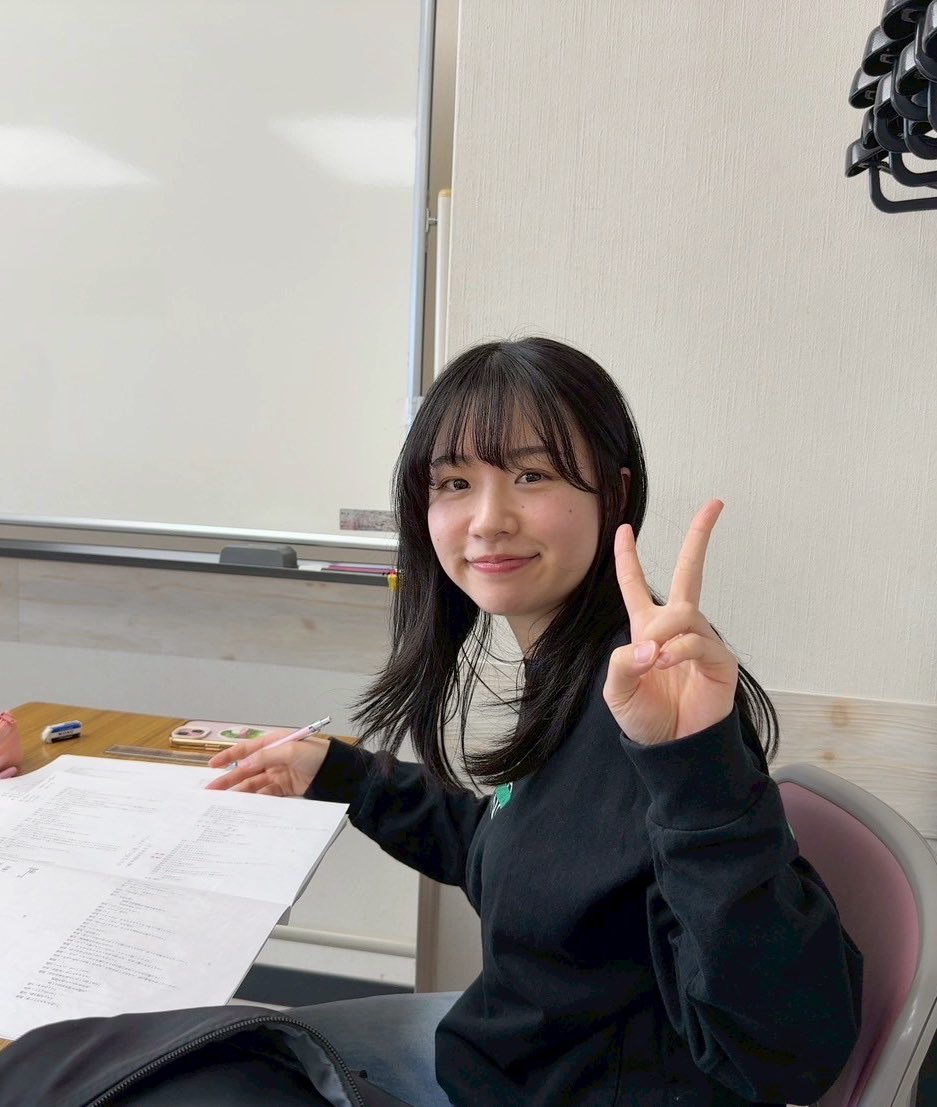舞台 #クロノスタシス 本番まであと少し！！
まだどの回もチケットのご用意あるそうです❣️
ぜひたくさんの方にこの作品を見届けていただきたい👀✨
lit.link/stbkikaku

またご都合の合わない方のために応援チケットのご用意もございます！こちらもぜひご利用ください💓
stbkikaku.base.shop