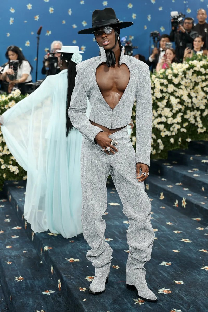 © New Exclusive 𝗽𝗵𝗼𝘁𝗼𝘀 by #TMZoneRP

U͟p͟d͟a͟t͟e͟d͟: MAY/09 — 𝗬𝘂𝗷𝗶 𝗩𝗮𝗰𝗰𝗮𝗿𝗲𝗹𝗹𝗼 (<a href="/indieprincecore/">𝖨𝗍'𝗌 𝐂𝑎𝑟𝑙;</a>) in <a href="/TheErasMetRP/">ꔋ𝘩𝗲 𝗘𝙧𝖺𝙨 𝝡𝗲t ᴿᴾ</a> at the Metropolitan Museum of Art.