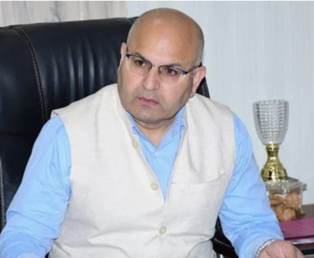 My heartfelt tribute to ADDC Dr. Raj Kumar Thapa, who attained martyrdom during cross-border shelling while serving the nation till his last breath.
His exemplary dedication during the Badhaal incident will always be remembered.
A true hero in service.

<a href="/diprjk/">Information & PR, J&K</a> <a href="/Abhi1shrma/">Abhishek Sharma</a>