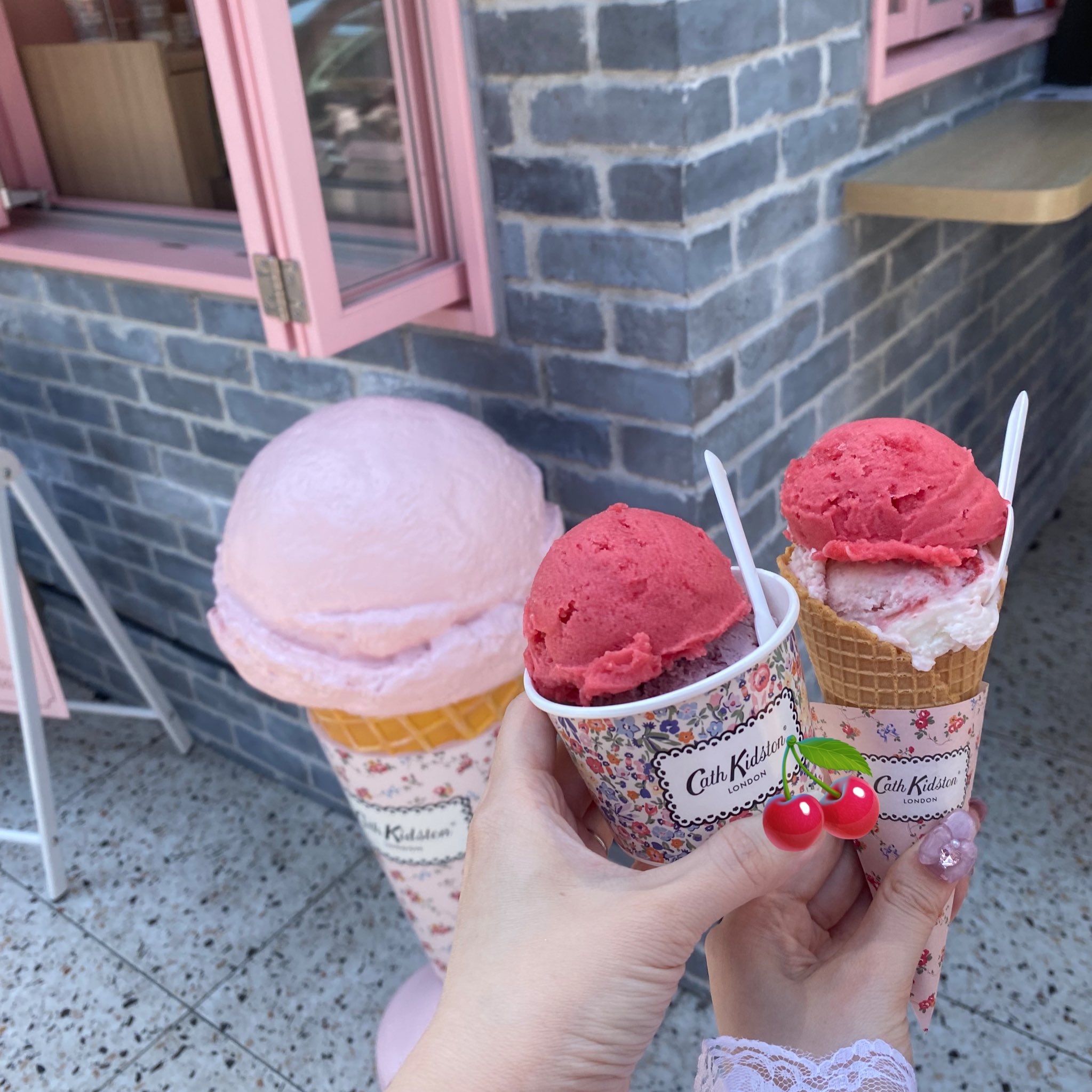 アイスクリームの日🍨 - Cerca / X