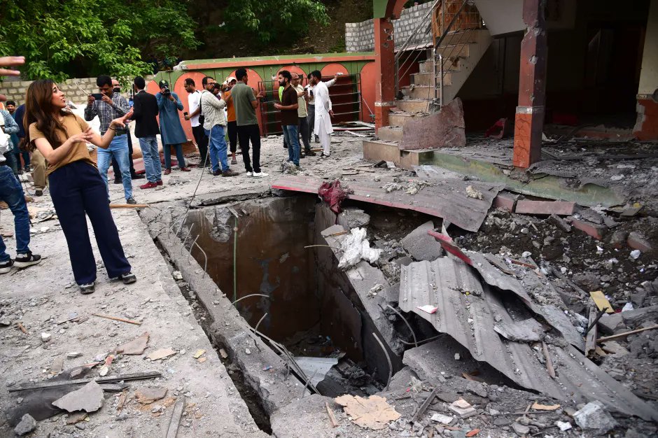 ভারত-পাকিস্তান সংঘাত চরমে: ‘অপারেশন সিন্দুর’ ও পাল্টা হামলায় নিহত ৭০+