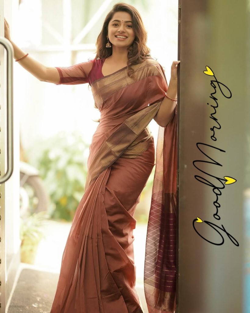 .•°``°•.¸.•°``°•.  
(   🌞 Good Morning 🌸 )  
 `•.¸ ¸.•` 🕊✨🌼  
       ° •.¸¸.• °  

❥❥══❥Have a Blessed Day ❥══❥❥  
        Stay_connected — X Family