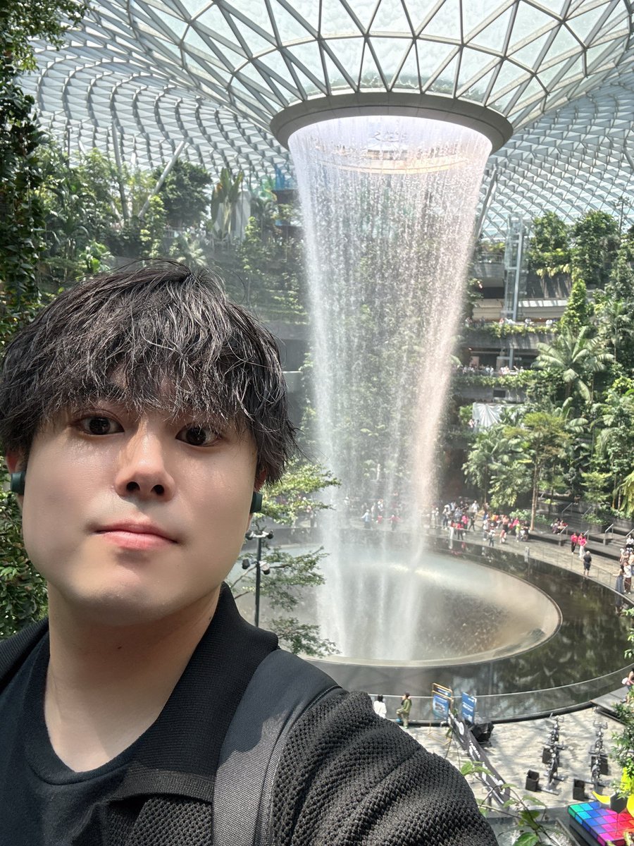 pipipis99's tweet image. I&apos;m in JEWEL