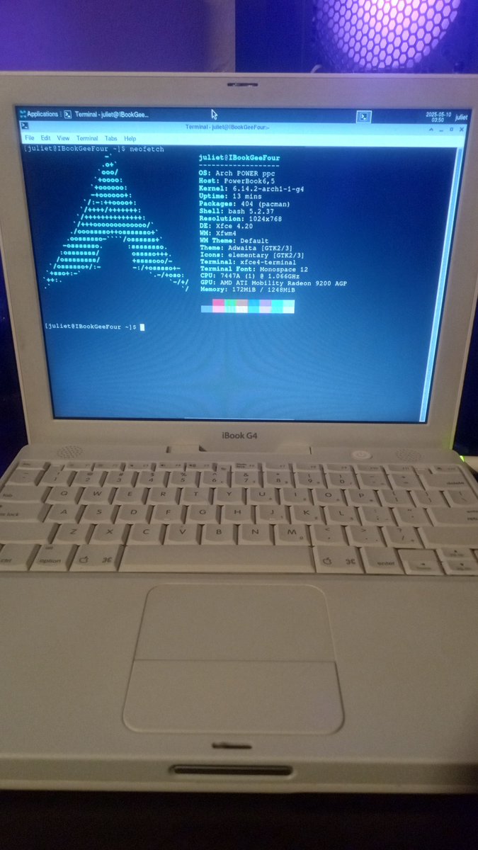 averageun1x's tweet image. no one said i COULDN'T install arch on it.. (credits to @DistrosProjects  for helping me with installation and making stuff work)