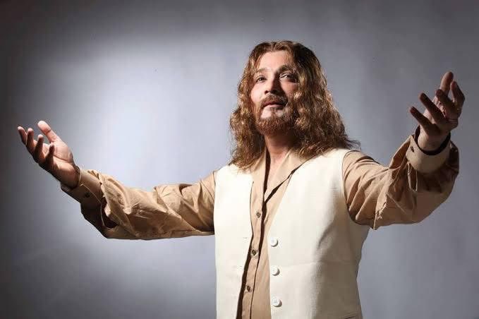 Condolence Message for Vikram Gaikwad : 

The world of cinema has lost a true magician today. Vikram Gaikwad wasn't just a National Award-winning makeup artist - he was an alchemist who transformed actors into living, breathing characters. Working with him on Jatiswar and