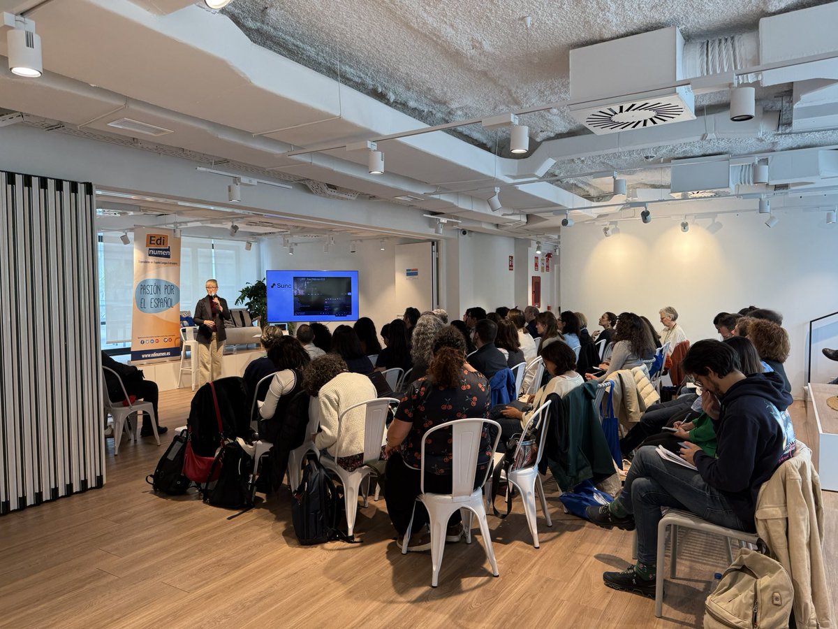 ELE Elena (@eleelenap) on Twitter photo Un placer escuchar a <a href="/vruizt/">Vanessa Ruiz</a> en #ForoMadELEdinumen hablando de cómo usar la IA en las clases de #ELE convirtiéndola en el “piloto cognitivo” del profe. ¡Muchas gracias por todas las ideas y recursos que nos has dado! 😍<a href="/Edinumen/">Editorial Edinumen</a> Un placer escuchar a <a href="/vruizt/">Vanessa Ruiz</a> en #ForoMadELEdinumen hablando de cómo usar la IA en las clases de #ELE convirtiéndola en el “piloto cognitivo” del profe. ¡Muchas gracias por todas las ideas y recursos que nos has dado! 😍<a href="/Edinumen/">Editorial Edinumen</a>