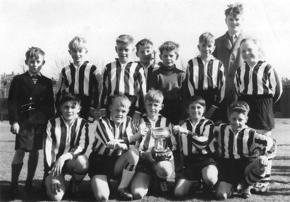 Harwich & Parkeston FC History (@hpfchistory) on Twitter photo ποΈ The first Fisherman's Cup final was contested in 1952.
π₯ More history will be written on the Royal Oak tomorrow when Chase Lane take on All Saints' in this year's final (KO 10.30am).
π Here's current <a href="/OfficialHarwich/">Harwich and (P)arkeston FC</a> chariman Tony Armstrong winning with Main Road in 1962! ποΈ The first Fisherman's Cup final was contested in 1952.
π₯ More history will be written on the Royal Oak tomorrow when Chase Lane take on All Saints' in this year's final (KO 10.30am).
π Here's current <a href="/OfficialHarwich/">Harwich and (P)arkeston FC</a> chariman Tony Armstrong winning with Main Road in 1962!