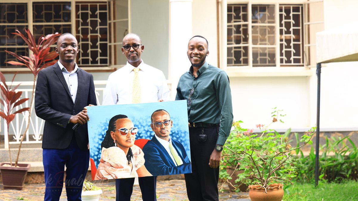 The creative young people of our country are leaning into some of our cultural idioms that say, “do not go to see someone without a gift in your hands”. 

Mr Mawanda and his colleagues, fine art students at MAKERERE, visited us at PACIED with this colour paint they made of