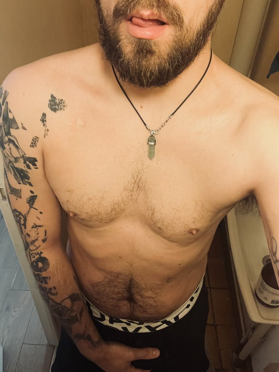 Send N*D*S, I’m horny 😏