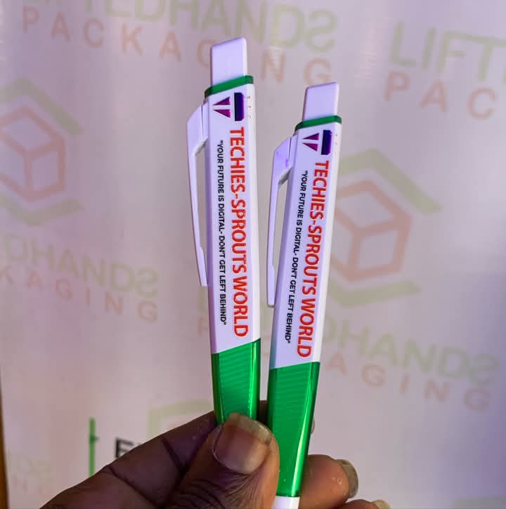 JattoQudus's tweet image. PREMIUM CUSTOMISED PEN

MOQ: 50pcs

Note: Any colour or design will come out nice on it.

To Place Your Order;

📍Send us a DM @LiftedhandsP 
📍Call or WhatsApp +2348074692174
📍Location, Ilorin.
Delivery Nationwide 

 #brandinginlagos #Packaging #ilorin #boxes #printing
