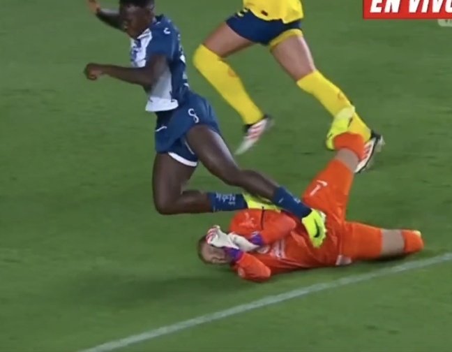 𝗟𝘂𝗶𝘀_𝗔𝘇𝘂I  tweet media