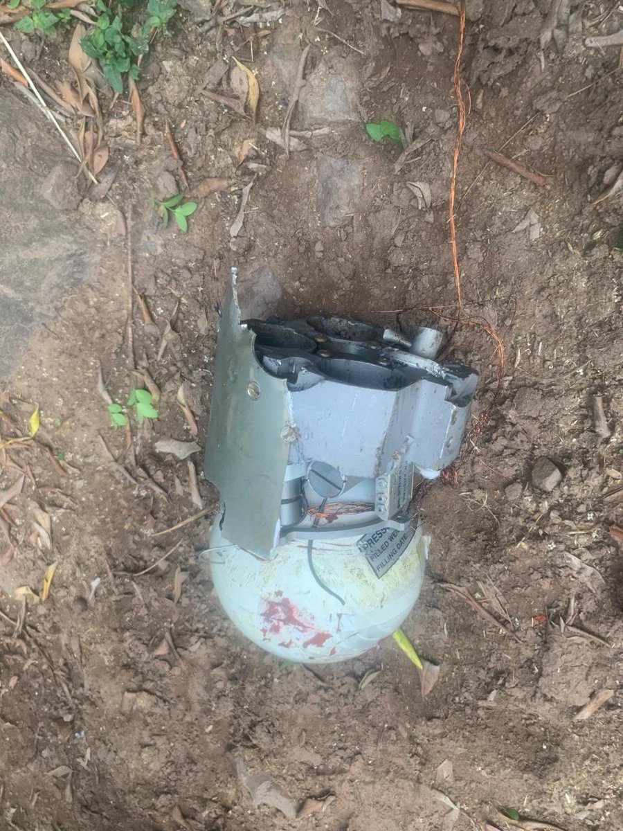 SubtleSignals9's tweet image. Pakistani drones being shot off the sky....Bring it on