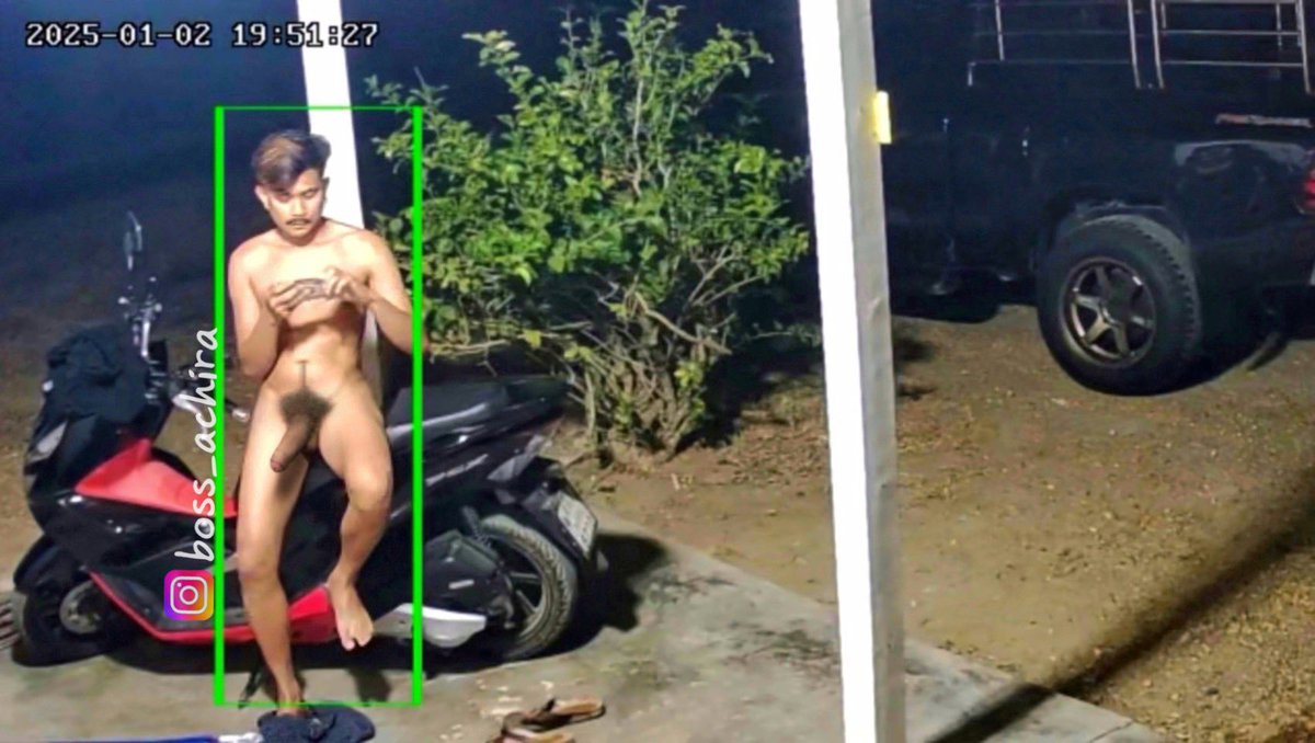 หมดรูปจะลง ไปดูใน Bare Live