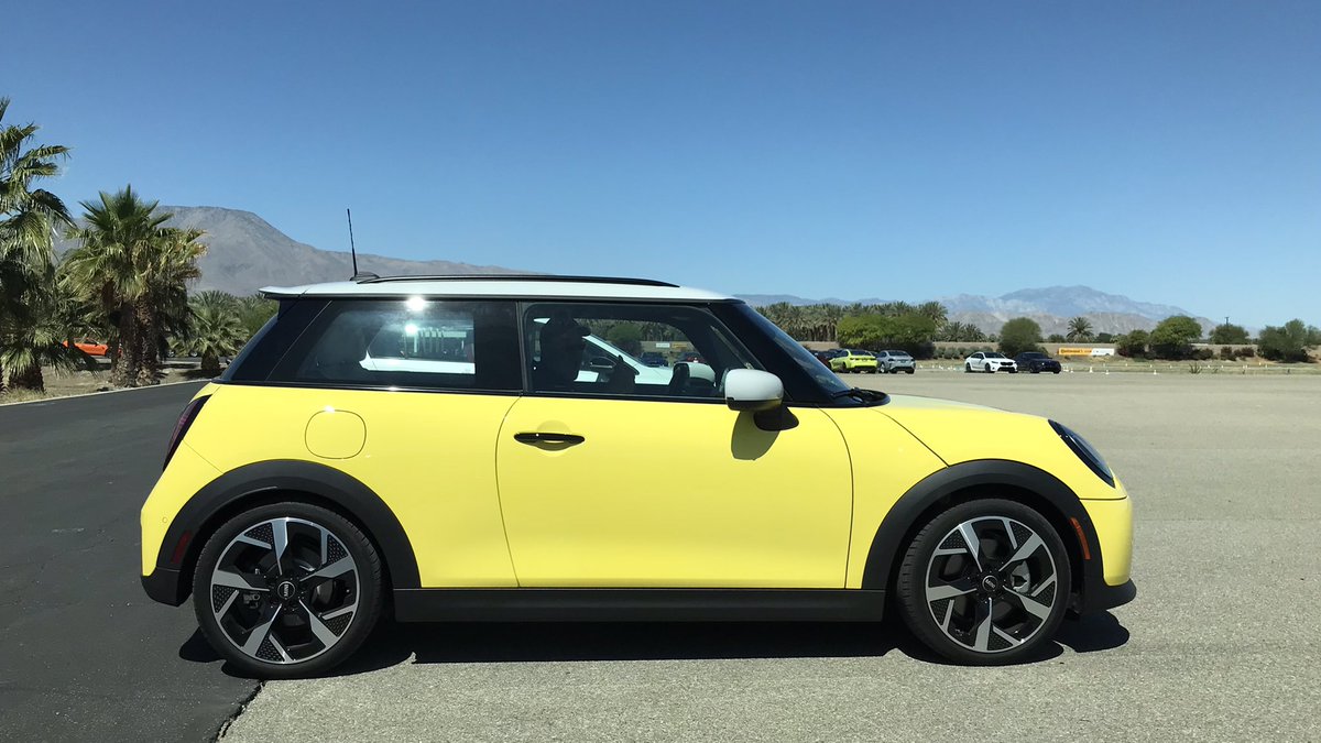 Two days supporting a video shoot for <a href="/MINIUSA/">MINI USA</a> at <a href="/TheThermalClub/">The Thermal Club 🏁</a> is a wrap.  Got to drive the new John Cooper Works Mini and a couple competitors with other instructors from the Mini Driving Experience USA.