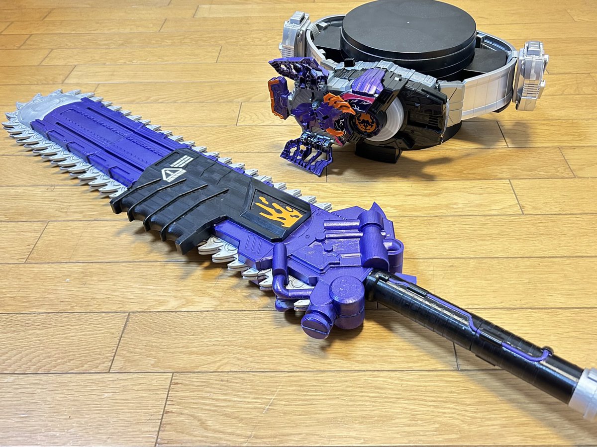 MachDoDo7419's tweet photo. ニチアサとバンドが生き甲斐の20代社会人です
たまにコスプレしたり、3Dプリンターでモノづくりしたりします！

基本特撮垢ですが邦ロック関連の友達も増やしたいのでよろしくお願いします！🙇

#特撮好きな人と繋がりたい 
#邦ロック好きな人と繋がりたい 
#Chevon #KingGnu
#仮面ライダーガブ https://t.co/4MqTCDEth3