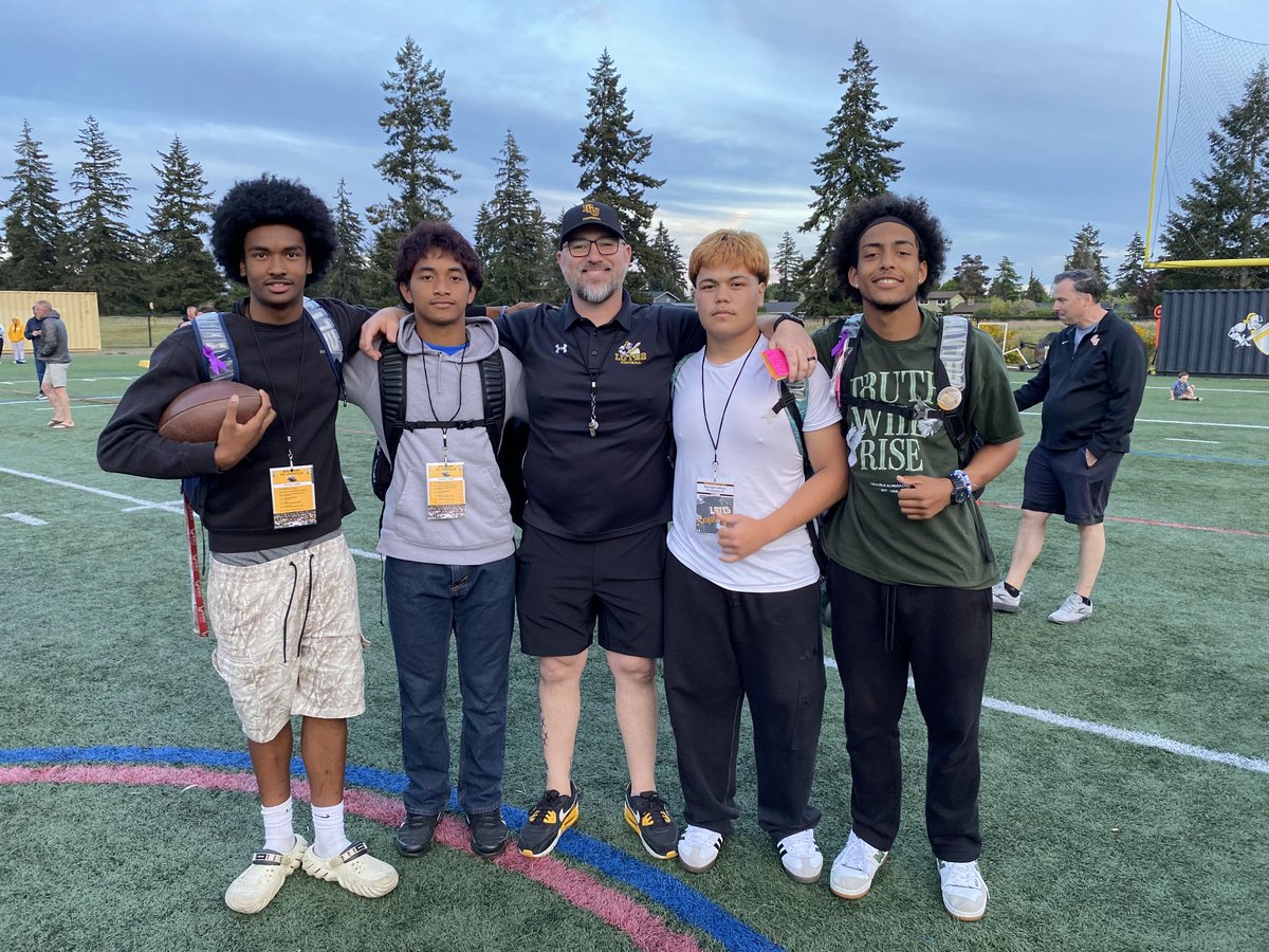 Went to the PLU Junior day with my brothers, Thank you <a href="/PLUFootball/">Pacific Lutheran Football</a> for the great experience for me and my friends.
<a href="/IlljayVictor15/">Illjay Victor ‘26</a>  <a href="/kyanedwards_13/">Kyan Edwards (K3)</a> 
<a href="/Johnniedburnett/">Johnnie Burnett</a> <a href="/WHSPatsfootball/">WHS Patriot Football</a> <a href="/spencerboyes/">Spencer Boyes</a>
<a href="/BrantMcAdams/">Brant McAdams</a>
<a href="/KetnerKupp/">Ketner Kupp</a>