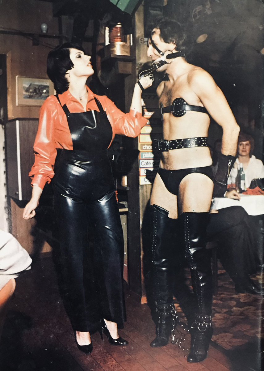 Those Atomage Fashion Shows!!