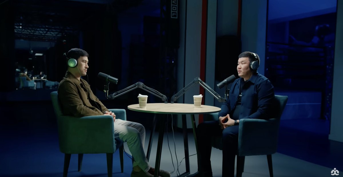 На Ютуб-канале Jaratman Podcast опубликован очередной выпуск – интервью с абсолютным чемпионом мира по боксу в полутяжелом весе Дмитрием Биволом.

Ссылка youtube.com/watch?v=wMqMSj…