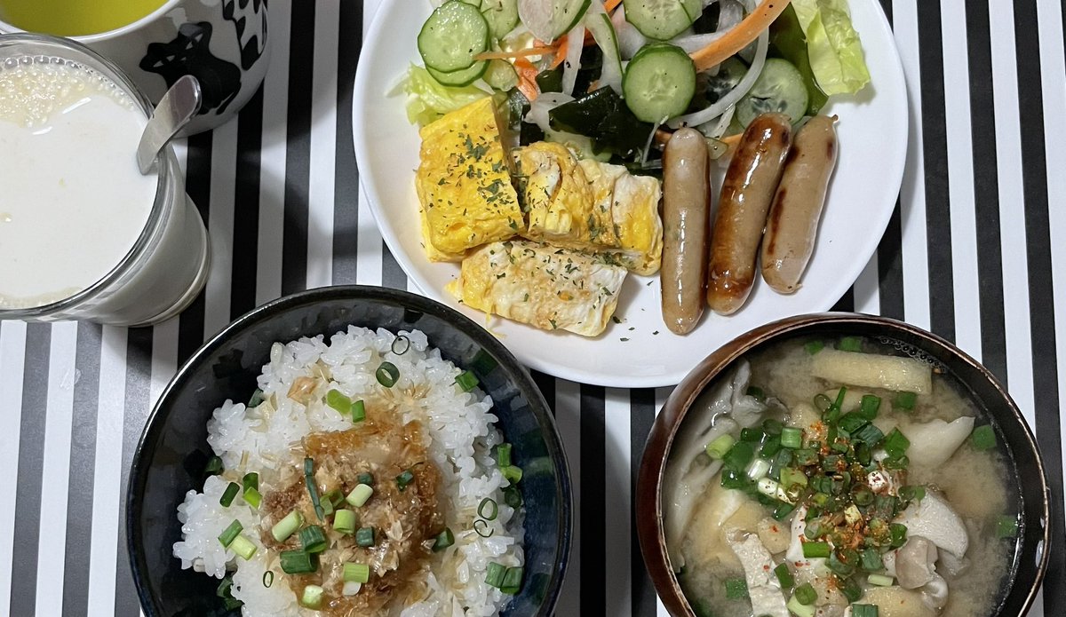 pmmscf's tweet image. トマト&amp;lt;s:1&amp;gt;抜きのお味噌汁も美味しいです!🥺