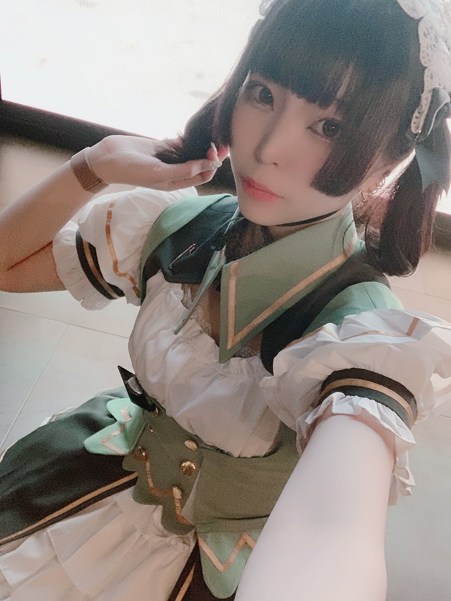 maid_papiko_'s tweet photo. 2019年
↓
2020年
↓
2022年
↓
2024年

、、はて？
#メイドの日 https://t.co/J3JnnLByk1