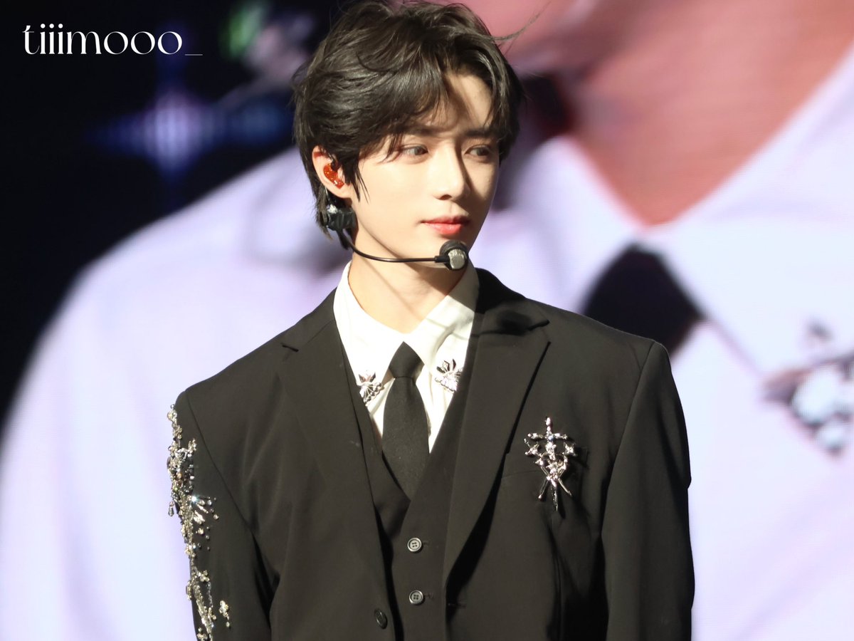 250509 🇲🇴DAY1

 #TXT #TOMORROW_X_TOGETHER #범규 #BEOMGYU #TXT_BEOMGYU #TXT_범규 #ボムギュ