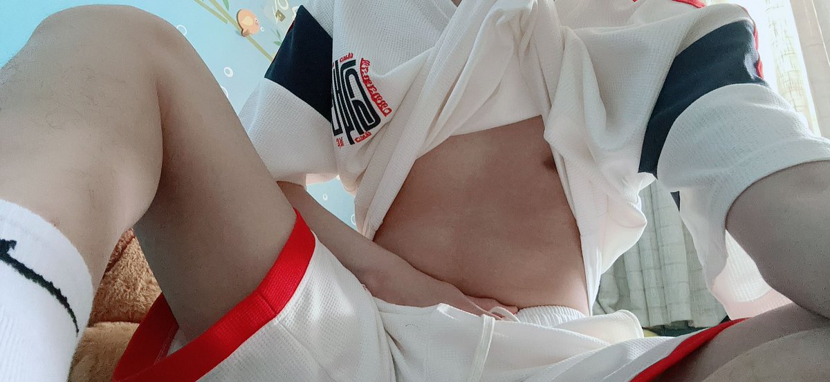 我是小烧猫来的 유혹하기 시작했다