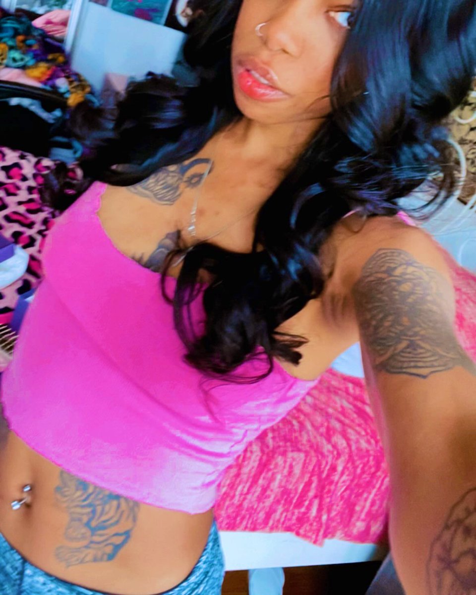 this white boy got me feelin flirty