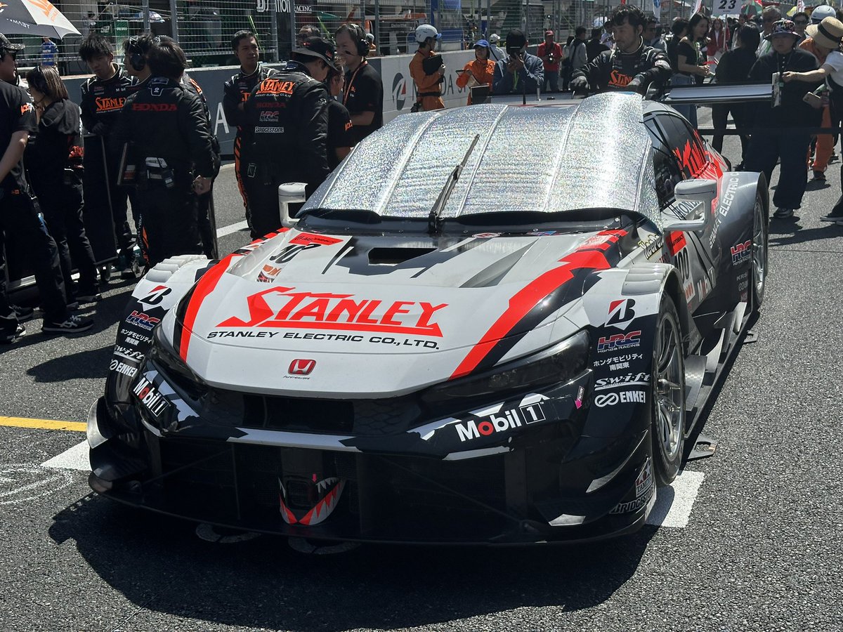 RACING LABO SUPER GT + KYOJO (@racinglabo) on Twitter photo 今夜24時からの <a href="/RACINGLABO/">RACING LABO SUPER GT + KYOJO</a> は #SUPER_GT 第2戦富士GT500クラス決勝の模様をお送りします。
開幕戦とは打って変わって、晴天で行われたレースの結末は!?
ポールポジションはKeePer Supra
<a href="/hnkyoshimura/">ノブシコブシ 吉村崇</a>
<a href="/mine_momoka_7/">嶺百花(みねももか)/テレビ東京アナウンサー</a>
<a href="/sachie_yamamoto/">山本倖千恵</a>
<a href="/NaokiYokomizo/">横溝直輝 |レーシングドライバー</a>
<a href="/tvtokyosports/">テレ東スポーツ</a> 今夜24時からの <a href="/RACINGLABO/">RACING LABO SUPER GT + KYOJO</a> は #SUPER_GT 第2戦富士GT500クラス決勝の模様をお送りします。
開幕戦とは打って変わって、晴天で行われたレースの結末は!?
ポールポジションはKeePer Supra
<a href="/hnkyoshimura/">ノブシコブシ 吉村崇</a>
<a href="/mine_momoka_7/">嶺百花(みねももか)/テレビ東京アナウンサー</a>
<a href="/sachie_yamamoto/">山本倖千恵</a>
<a href="/NaokiYokomizo/">横溝直輝 |レーシングドライバー</a>
<a href="/tvtokyosports/">テレ東スポーツ</a>