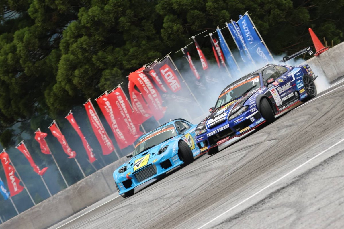 D1GP Rd.1 ベスト16
横井選手が後追いで10ランク取り見事に勝ち上がりました。