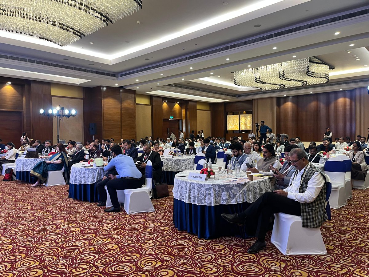🚨 Happening Now at #LegalConference2025:
 Session 1 – International Legal Solutions for Global Issues
Top legal voices including ArushKhanna, Ajay Thomas, Amit Kapur &amp; Atul Sharma join Evneet Kaur Uppal in a powerful discussion.

#SEPC #HappeningNow #GlobalLaw #LegalLeadership