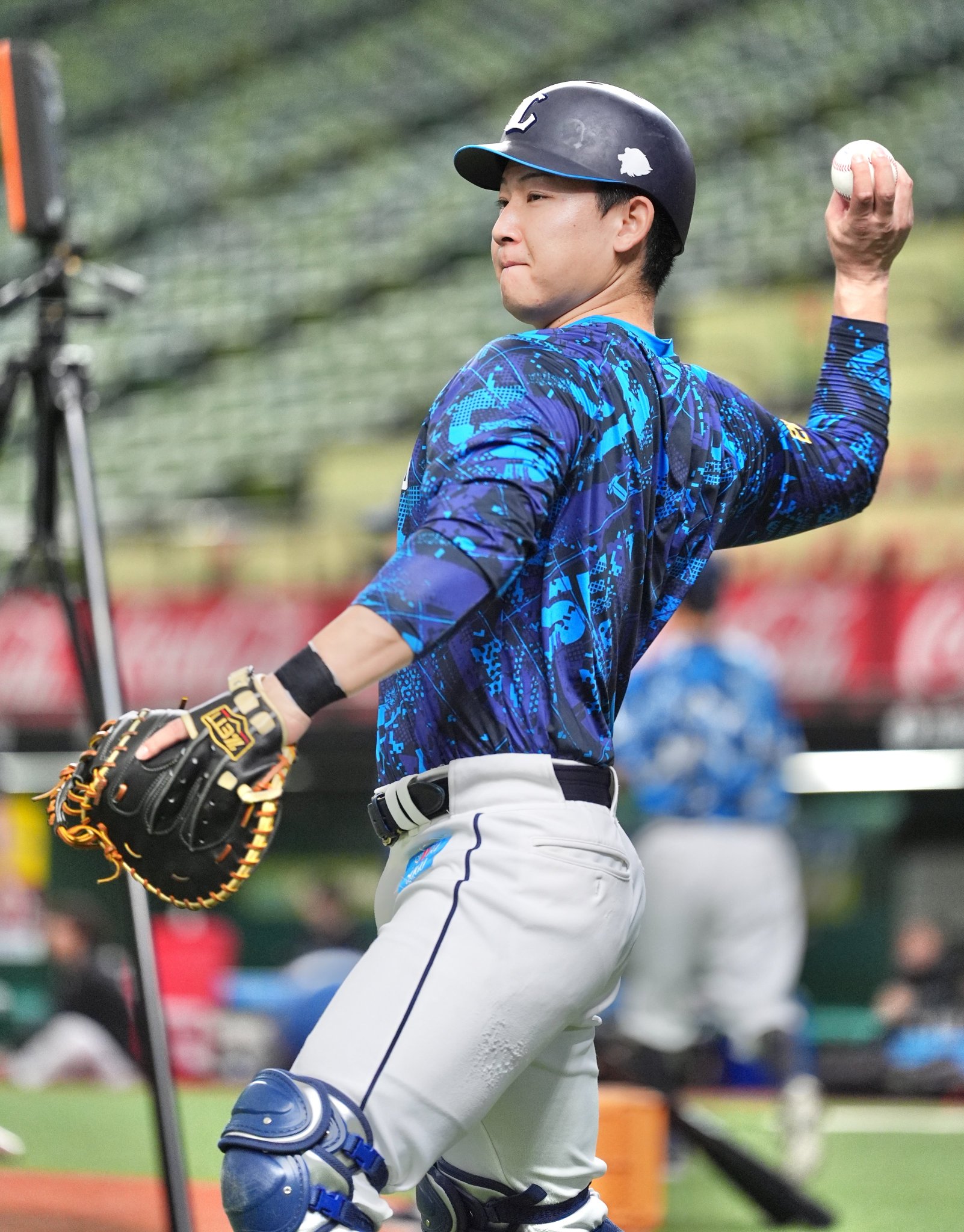 埼玉西武ライオンズ 古賀悠斗ユニホーム Lサイズ - メルカリ