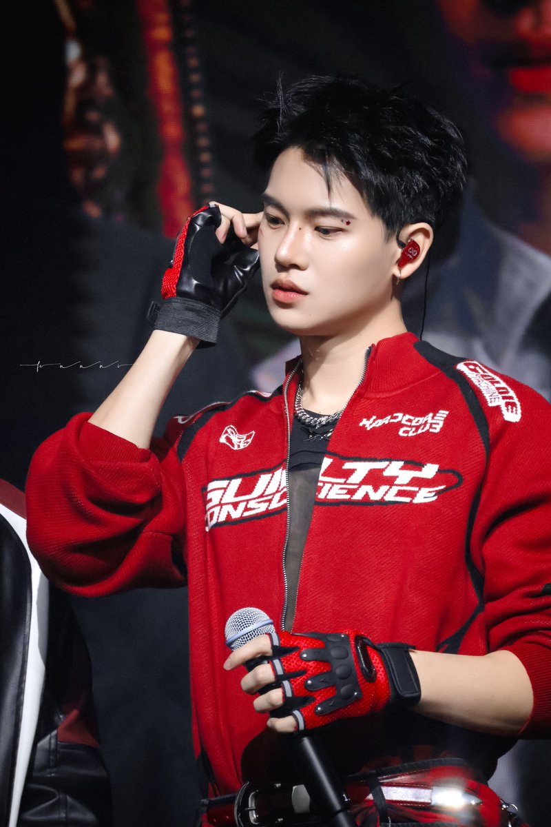 yyyyinft's tweet photo. 𝟮𝟱.𝟬𝟱.𝟭𝟬

ยิ้มหน่อยน้าาา

#YinWarFMinTaipei
#yinyin_anw @yinyin_anw https://t.co/qXuw7scXph